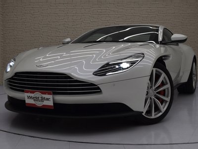 2018 Aston Martin DB11 — фото 5