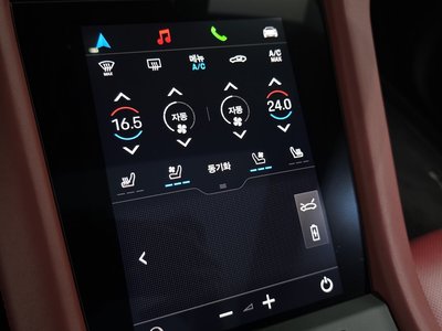 2025 Porsche TAYCAN — миниатюра 36