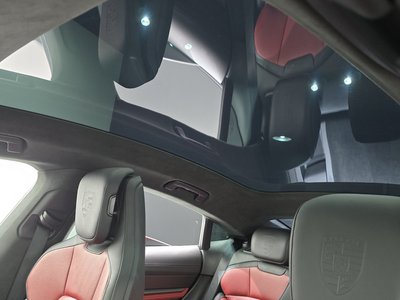 2025 Porsche TAYCAN — миниатюра 23