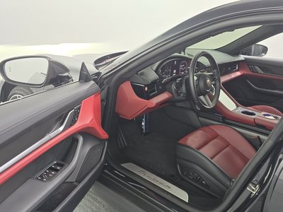 2025 Porsche TAYCAN — миниатюра 13