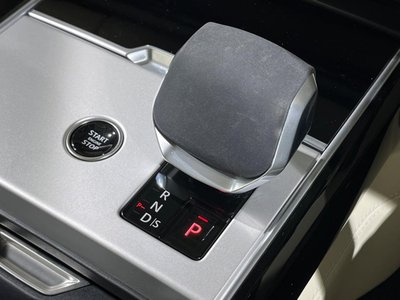 2025 LAND Rover RANGE ROVER — миниатюра 51