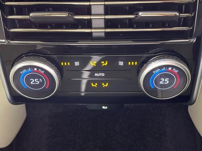 2025 LAND Rover RANGE ROVER — миниатюра 54