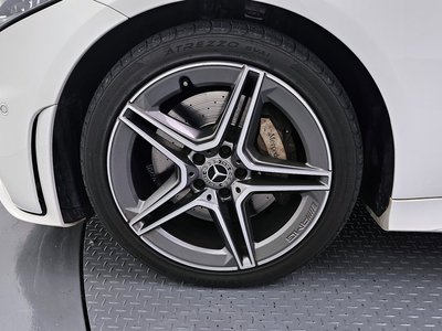 MERCEDES-BENZ CLS - 6