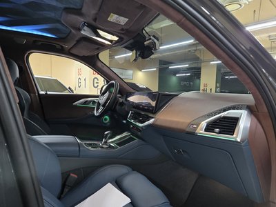 2025 BMW XM — фото 5