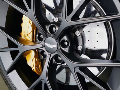 2025 Aston Martin DBX 照片 4