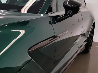 2025 Aston Martin DBX 缩略图 26
