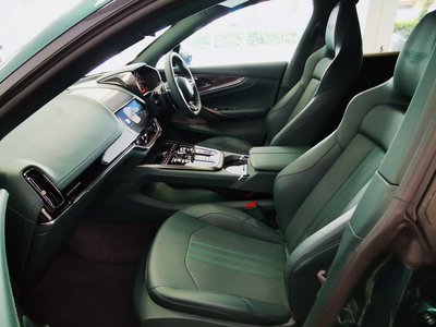 2025 Aston Martin DBX 缩略图 15