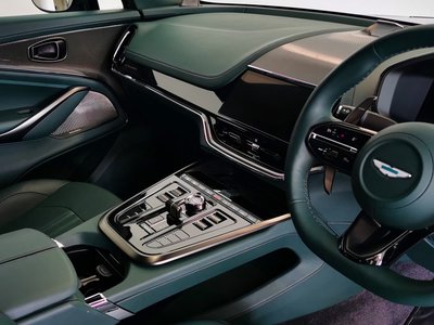 2025 Aston Martin DBX 照片 7