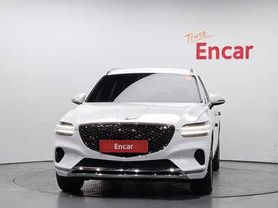 2021 Genesis GV70 photo 2