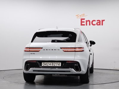 2021 Genesis GV70 photo 3