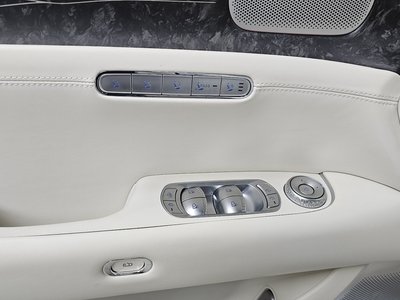 2022 Genesis G90 (RS4) thumbnail 27