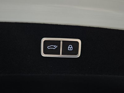 2022 Genesis G90 (RS4) thumbnail 21