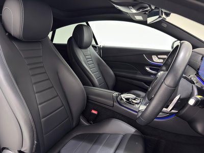 MERCEDES-BENZ E-CLASS COUPE - 3