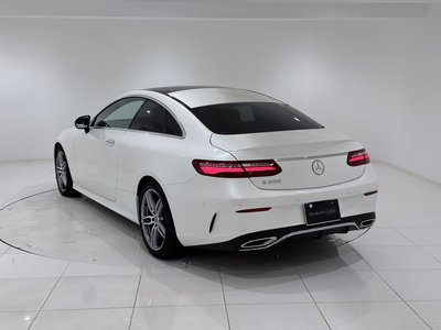 MERCEDES-BENZ E-CLASS COUPE - 4