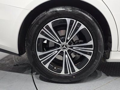 MERCEDES-BENZ E-CLASS - 6