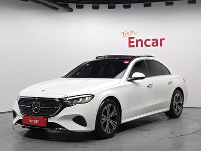 MERCEDES-BENZ E-CLASS - 1