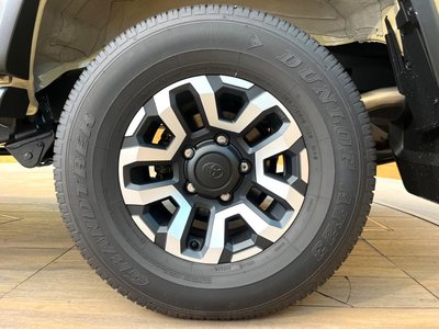 2025 Toyota LAND CRUISER 70 — миниатюра 25