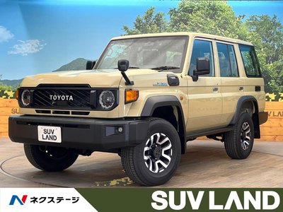 TOYOTA LAND CRUISER 70 - 1