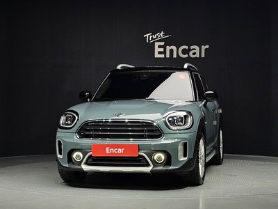 2022 MINI COOPER COUNTRYMAN photo 2