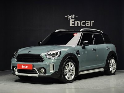 2022 MINI COOPER COUNTRYMAN photo 1