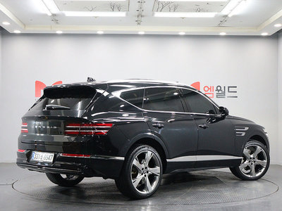 GENESIS GV80 - 3