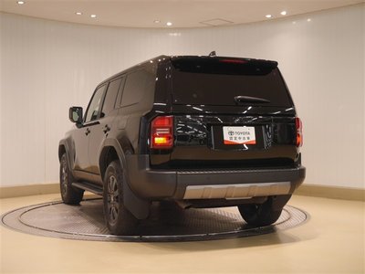 TOYOTA LAND CRUISER 250 - 3