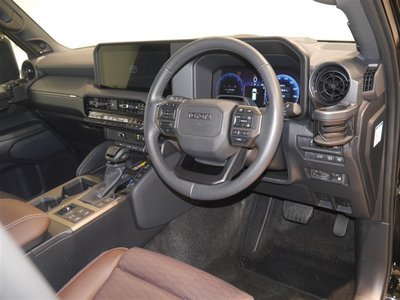 TOYOTA LAND CRUISER 250 - 5