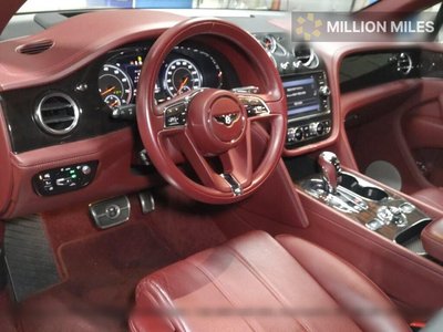 BENTLEY BENTAYGA - 3