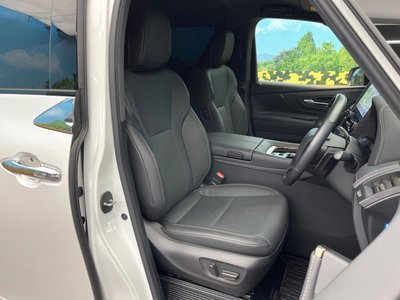 صورة 8 لـ 2024 Toyota ALPHARD