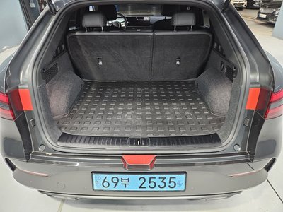 صورة 9 لـ 2024 Genesis GV60