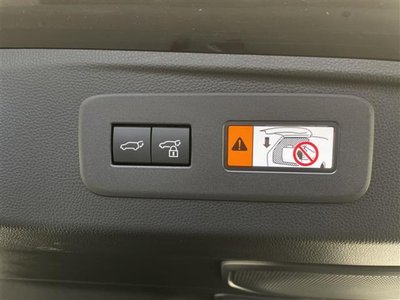 TOYOTA LAND CRUISER - 10