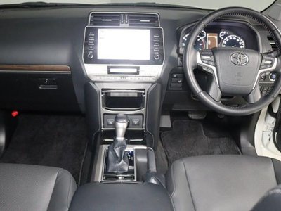 TOYOTA LAND CRUISER PRADO - 2