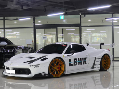 FERRARI 458 - 4