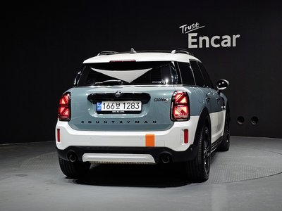 MINI COUNTRYMAN - 4