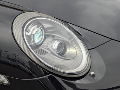 PORSCHE 911 - 8