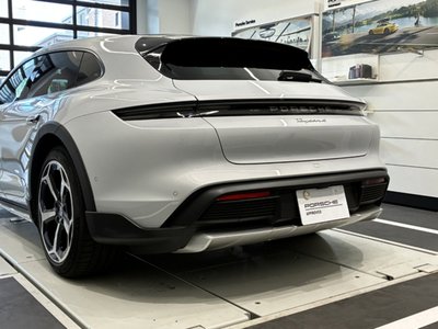 2026 Porsche TAYCAN — фото 4