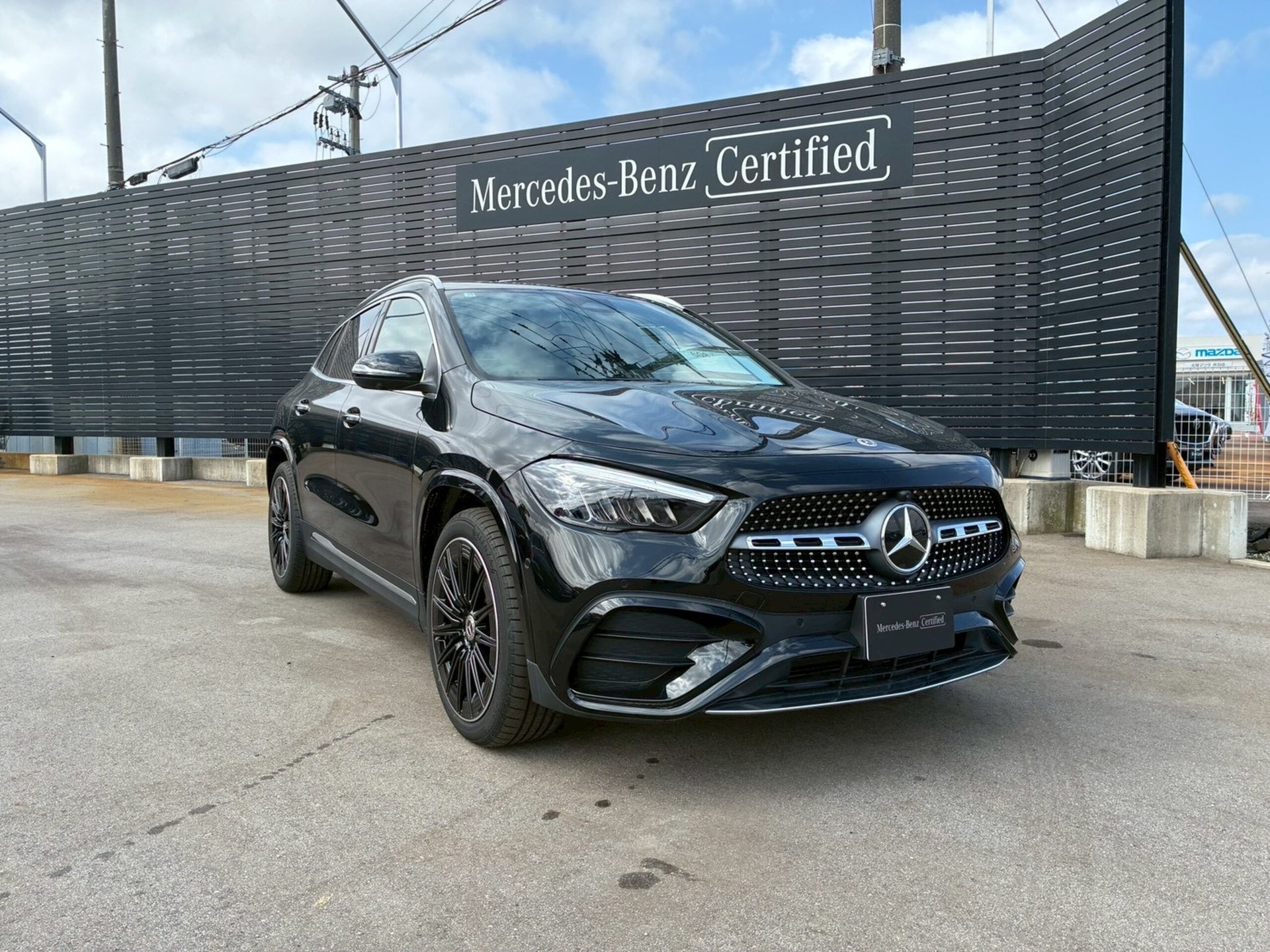 MERCEDES-BENZ GLA - View 1