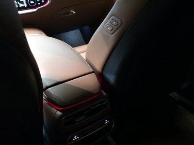 صورة مصغرة 18 لـ 2022 Genesis GV70