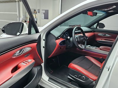 2022 Genesis GV70 photo 10