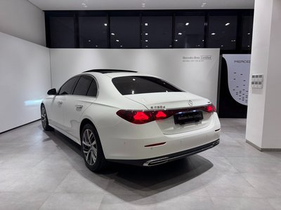 2024 Mercedes-BENZ E-CLASS 照片 2