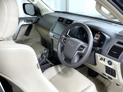 TOYOTA LAND CRUISER PRADO - 7