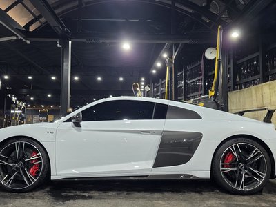 2022 AUDI R8 — фото 6