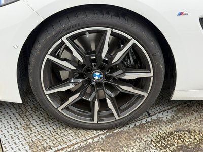 2025 BMW 8 SERIES photo 6