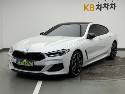 2025 BMW 8 SERIES photo 1