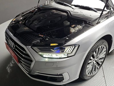 AUDI A8 - 7
