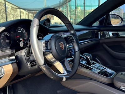PORSCHE PANAMERA - 9