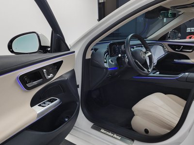 MERCEDES-BENZ E-CLASS - 10