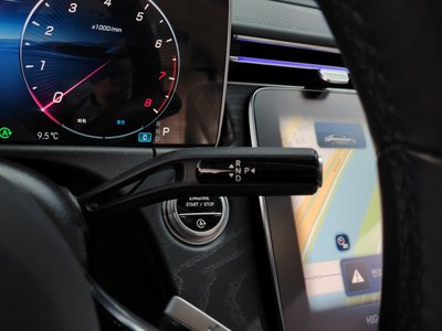 MERCEDES-BENZ E-CLASS - 9