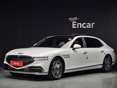 صورة 1 لـ 2022 Genesis G90 (RS4)