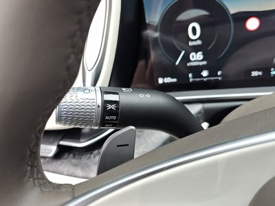 صورة مصغرة 48 لـ 2022 Genesis G90 (RS4)